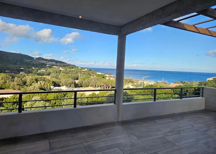 Belle Avec Piscine Vue Mer- Cap Corse Villa *