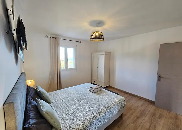 Belle Avec Piscine Vue Mer- Cap Corse *