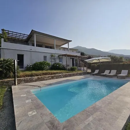 Belle Avec Piscine Vue Mer- Cap Corse Sisco