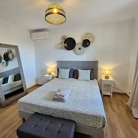 Belle Avec Piscine Vue Mer- Cap Corse