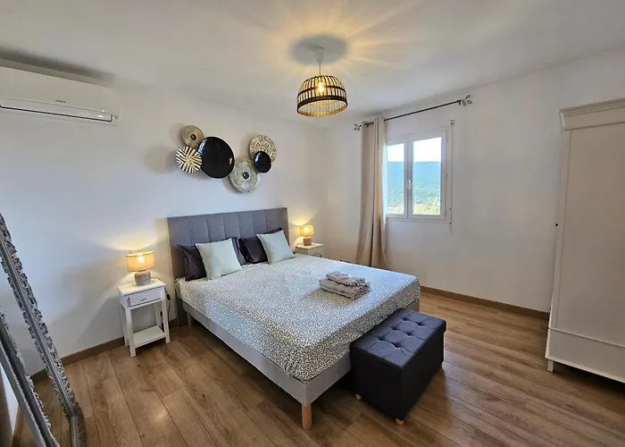 Βίλα Belle Avec Piscine Vue Mer- Cap Corse Sisco