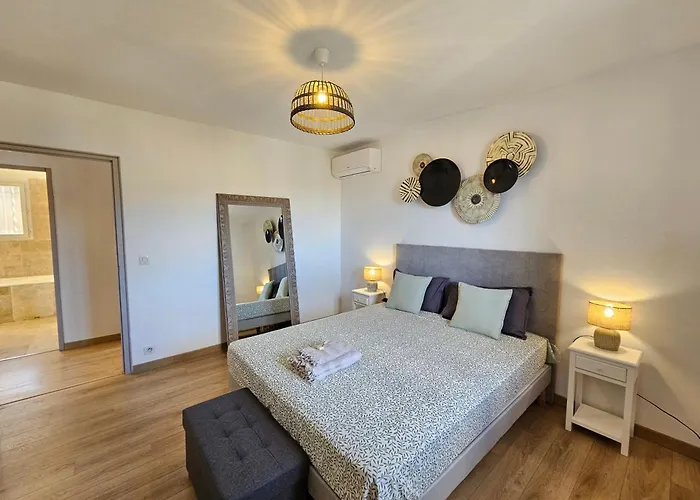 Belle Avec Piscine Vue Mer- Cap Corse